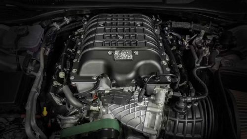 The first street-legal car to run a 10-second quarter mile