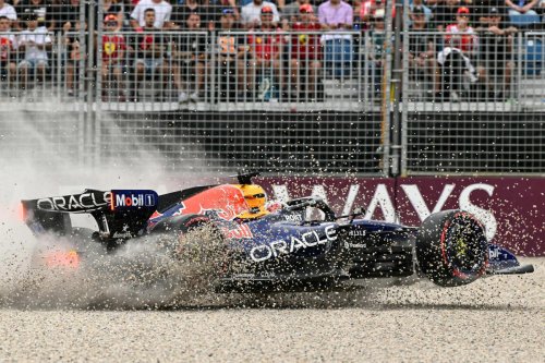 George Russell y Mercedes arrasan en Australia: pole y primera fila en la nueva era de la F1
