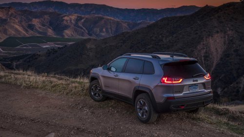 Jeep Compass 2023: Turbocharged, 4WD & advanced safety for $15,000