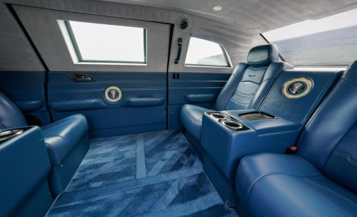 Un búnker móvil de nueve toneladas: así es 'La Bestia', el Cadillac blindado que desafía los misiles en plena tensión con Irán