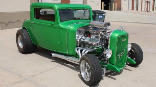 5 vintage cars other than '32 Fords that would make fantastic hot rods