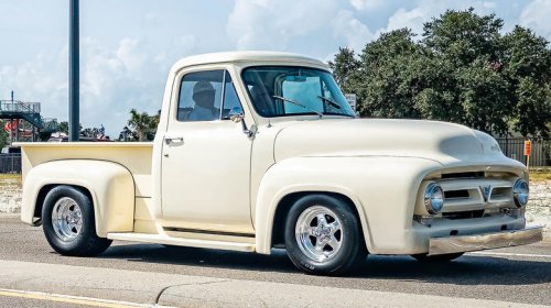 5 vintage cars other than '32 Fords that would make fantastic hot rods