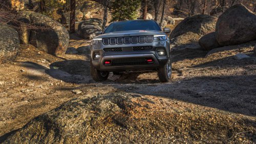 Jeep Compass 2023: Turbocharged, 4WD &amp; advanced safety for $15,000