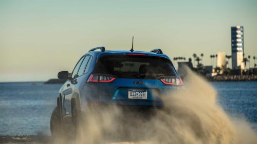 Jeep Compass 2023: Turbocharged, 4WD &amp; advanced safety for $15,000