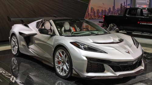 Corvette ZR1X performance sparks NHRA street‑car rule concerns