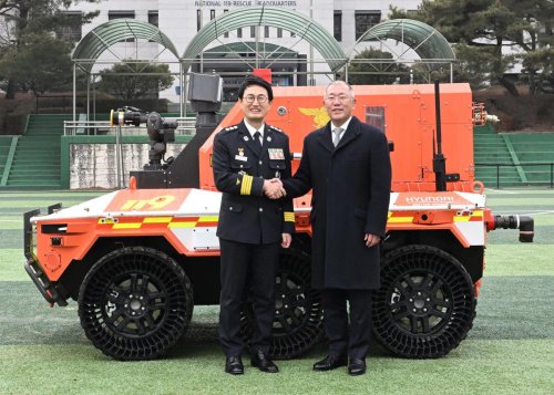 Hyundai, Hyundai presume con sus robots bomberos que ya trabajan apagando incendios en Corea del Sur