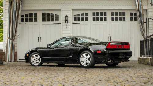 Acura NSX: Iconic first gen outshines disappointing hybrid successor