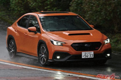 国産スポーツセダンの本命はコレだ! 水平対向エンジン×AWDの完成度が光る「WRX S4」が高評価の理由