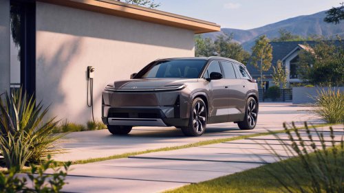 2027 Toyota Highlander gallery: Interior and exterior images