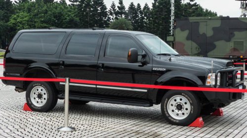 This is what goes into building an armored vehicle (and what it costs)