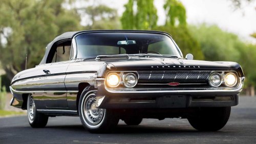 1961 Oldsmobile Starfire specs, price and why it’s forgotten