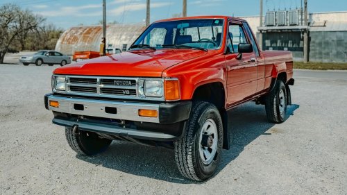 Toyota pickup with the 22RE became the engine that never quits