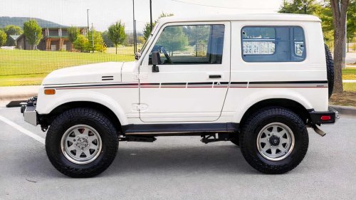 Suzuki Samurai, SUV, Suzuki Samurai: The tiny SUV that conquered America's heart