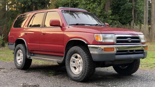 Legendary Toyota 3RZ-FE engine: 300,000 mile reliability