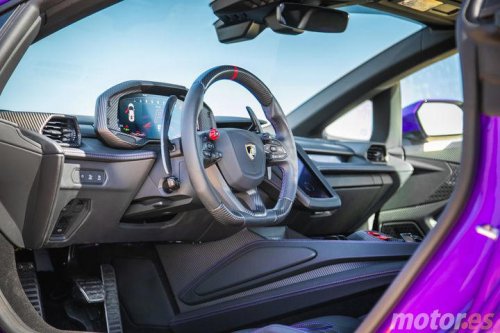 Tras probar el nuevo Temerario de Lamborghini me he convertido en un defensor de los deportivos híbridos, te cuento por qué