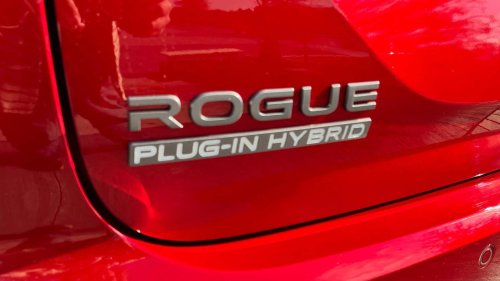 Nissan's best chance to dethrone the Toyota RAV4: Rogue vs. RAV4