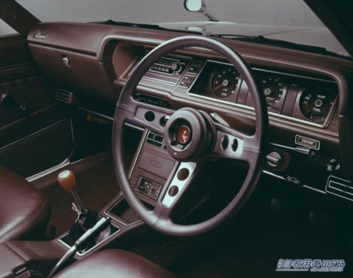 「えっ…バカにしてる?」「ブタケツ・カンオケ」独特なリアデザインがゆえにありがたくない愛称がついた日産車