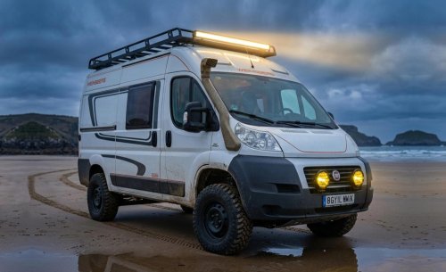 ¿Tu coche como un 4×4 radical? El ‘prompt’ definitivo de IA que lo cambia todo