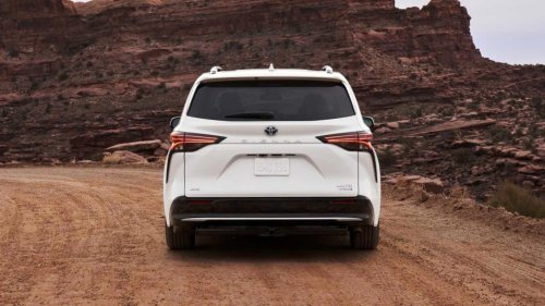 2024 Toyota Sienna buyer's guide: How much it costs in 2026