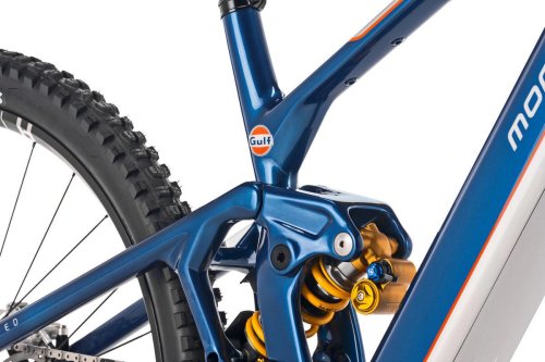 Porsche, La eBike más espectacular es española: inspirada por el Porsche Kremer K8 con los colores Gulf