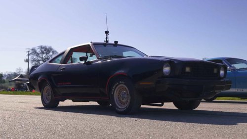 Seven generations of Ford Mustang compete in a quarter mile drag race