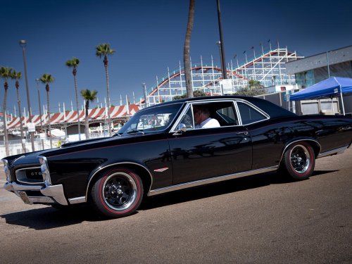 The most popular cars of the 1960s—and why collectors still fight over them