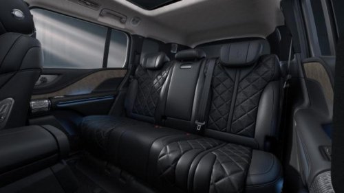 BYD sorprende con un interior fuera de guion: pantalla curva para su todoterreno eléctrico