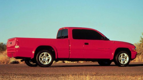 Dodge, The 1998-2003 Dodge Dakota R/T was a midsize pickup with plenty of power