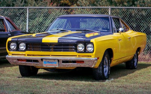 The most popular cars of the 1960s—and why collectors still fight over them