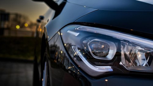 10 things to always check before driving your car &amp; 10 easy maintenance tips