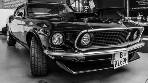 Have turbos and hybrids closed the difference between small block and big block V8s?