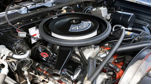 Have turbos and hybrids closed the difference between small block and big block V8s?