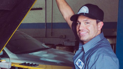 20 things car mechanics immediately notice about you