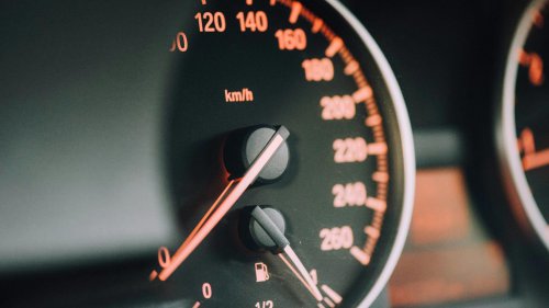 20 things car mechanics immediately notice about you