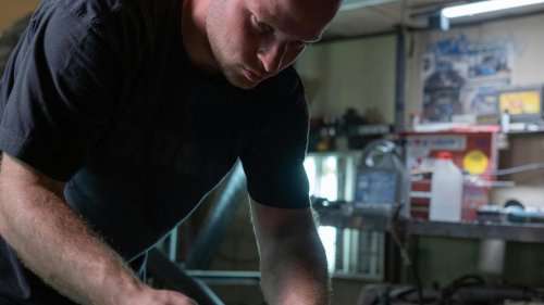 20 things car mechanics immediately notice about you
