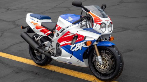 The 1992 Honda motorcycle that changed sport bike rules forever