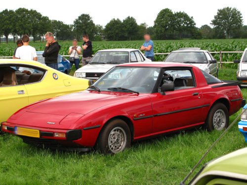 43 classic 1970s cars that still turn heads today