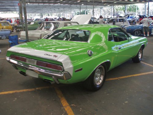 43 classic 1970s cars that still turn heads today