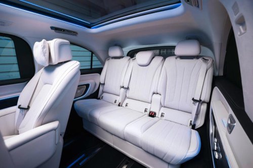 Inside the 2028 Mercedes-Benz VLE-Class: A luxurious, tech-centric interior (photos)