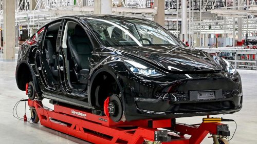 Tesla, Toyota, Golpe a Tesla en Europa: Toyota y Stellantis dejan de pagarle millones