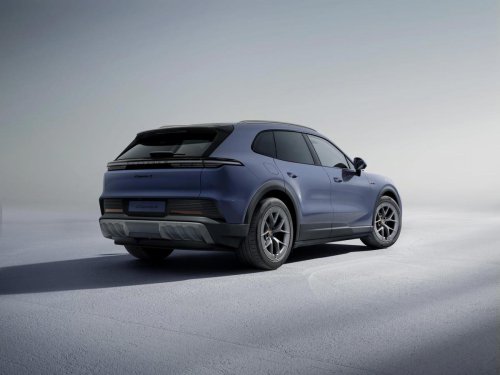 Porsche unveils 657-HP Cayenne S electric