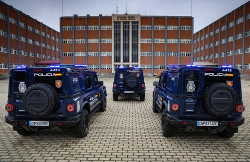 La Policía compra 10 Ineos Grenadier, el todoterreno que planta cara al Land Rover Defender