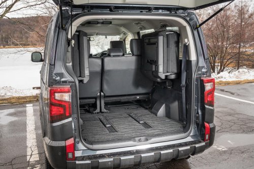 三菱デリカD：5 P（4WD/8AT）【試乗記】