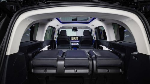 Mercedes-Benz, 2027 Mercedes-Benz VLE finally brings the luxury van to America with 31-inch rear screen, remote-control seats