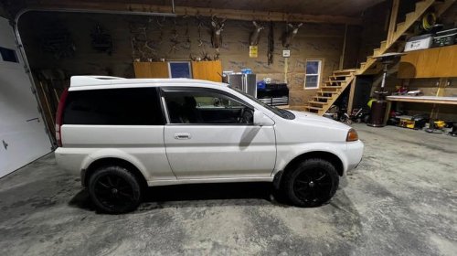 Honda, Honda HR-V, Mitsubishi, Mitsubishi Lancer, Honda HR-V, Mitsubishi Lancer Evo IX, V8-powered AMC Gremlin: The dopest cars I found for sale online