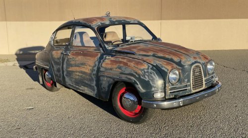 These Are The Coolest Pieces Of Automotive Decor In Your Homes