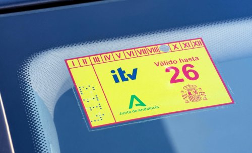 ¿Te toca pasar la ITV en junio de 2026? Llega la primera inspección obligatoria para los coches y motos con estas matrículas