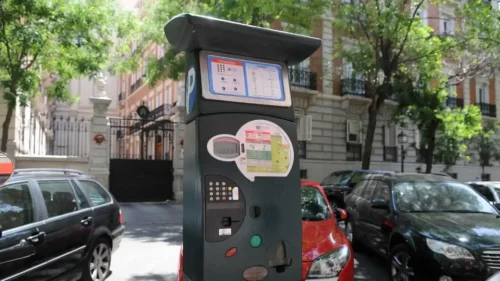 Más parquímetros en Madrid, estas son las nuevas zonas donde habrá que pagar por aparcar en la calle