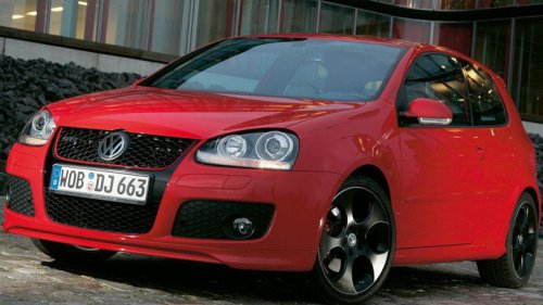 El director general de ANFAC retrata las carreteras en España: "Casi un tercio de nuestros vehículos superan los 20 años de antigüedad"