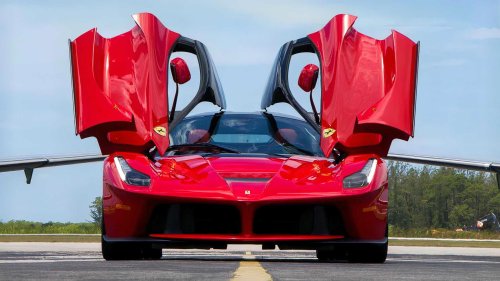 The exotic coupe with Ferrari looks and Lexus reliability